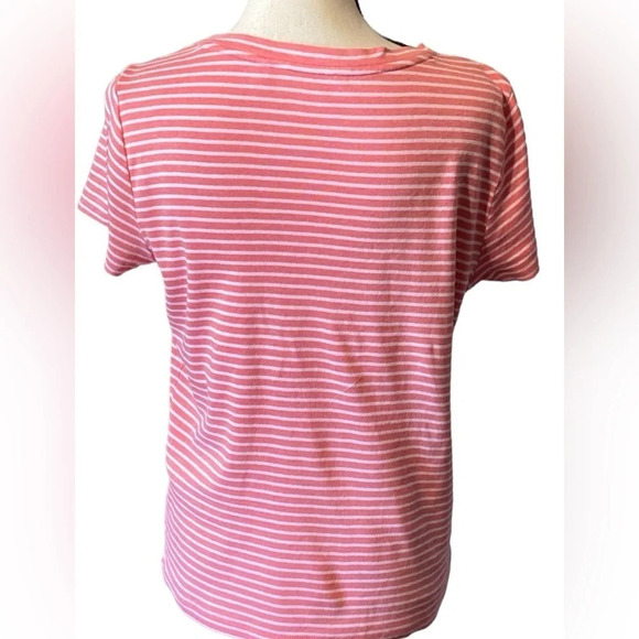 🌺 Vineyard Vines top 🌺 - Picture 4 of 6